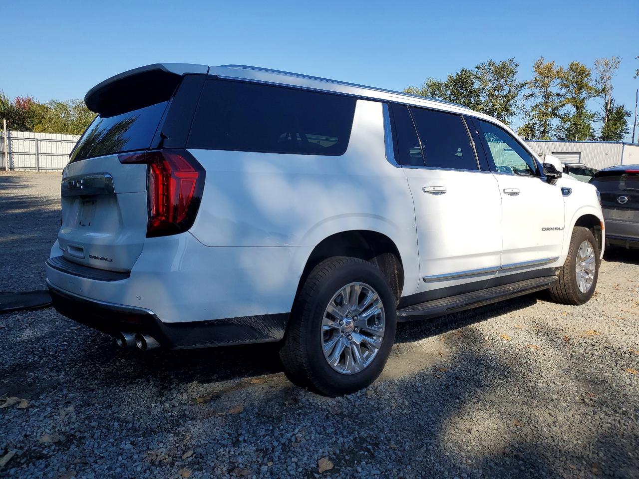 2022 GMC YUKON XL DENALI — снимка 3