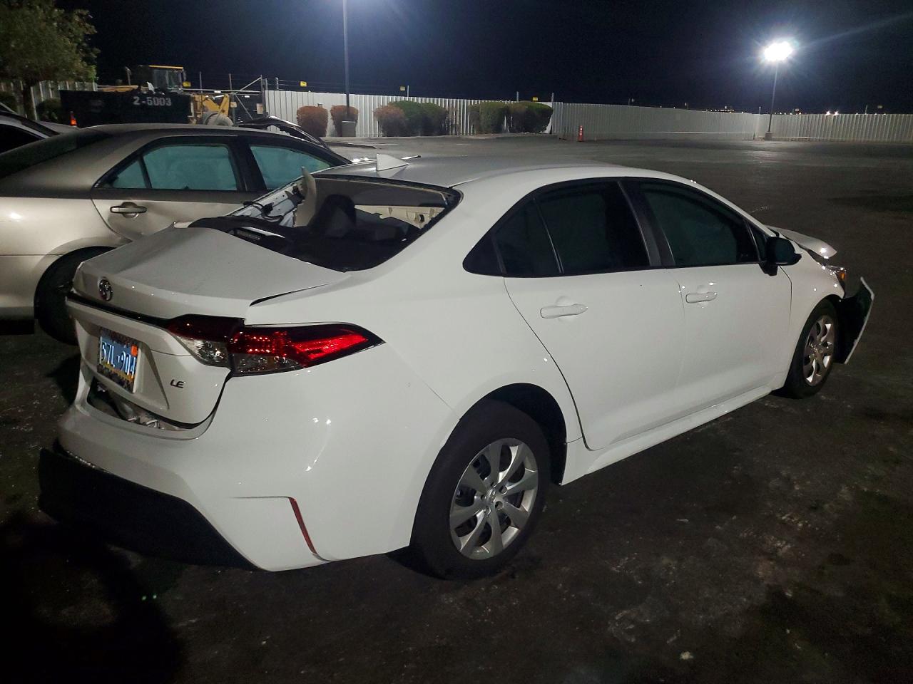 2025 TOYOTA COROLLA LE — снимка 3