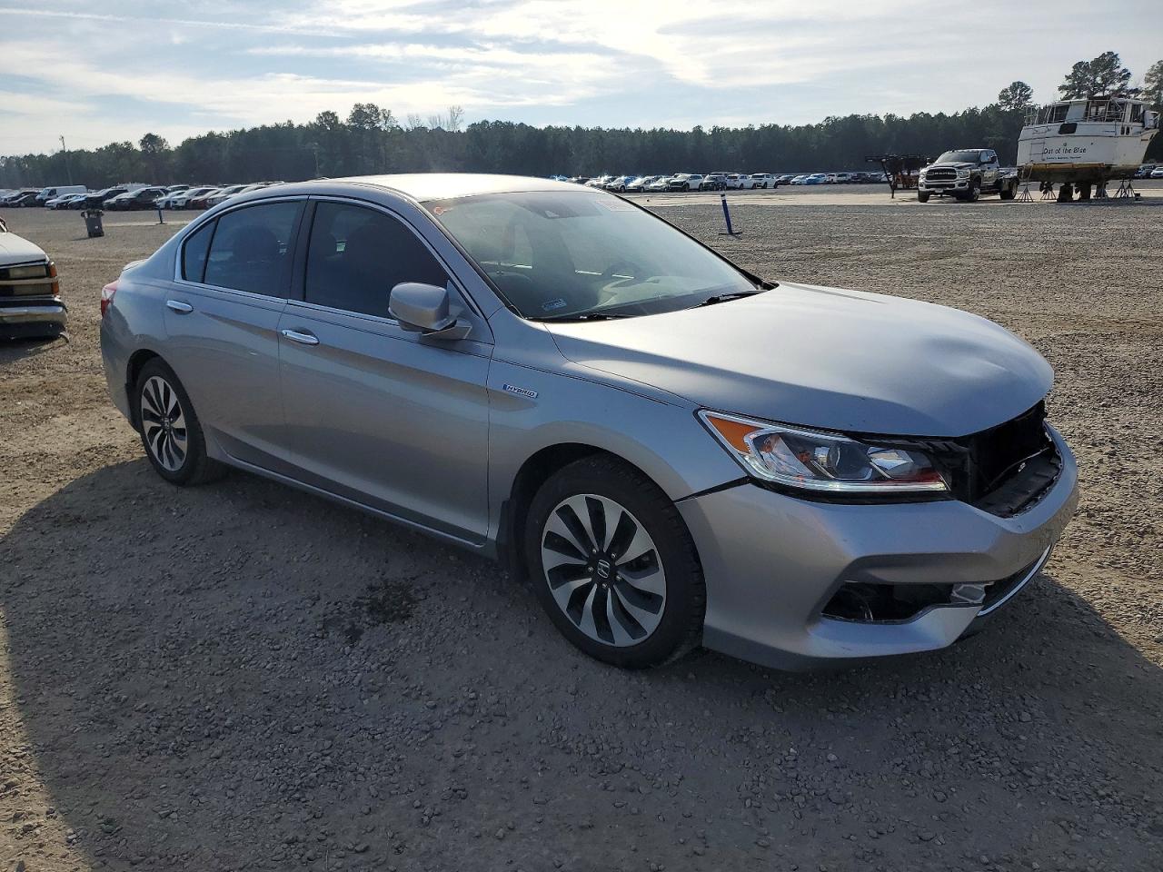 2017 HONDA ACCORD HYBRID — снимка 4