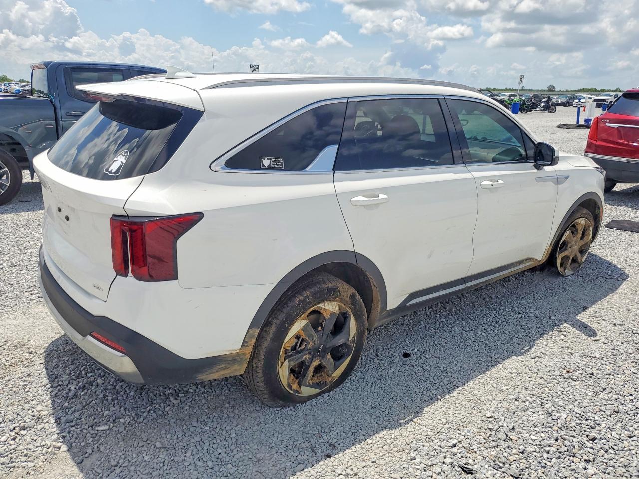 2025 KIA SORENTO EX — снимка 3