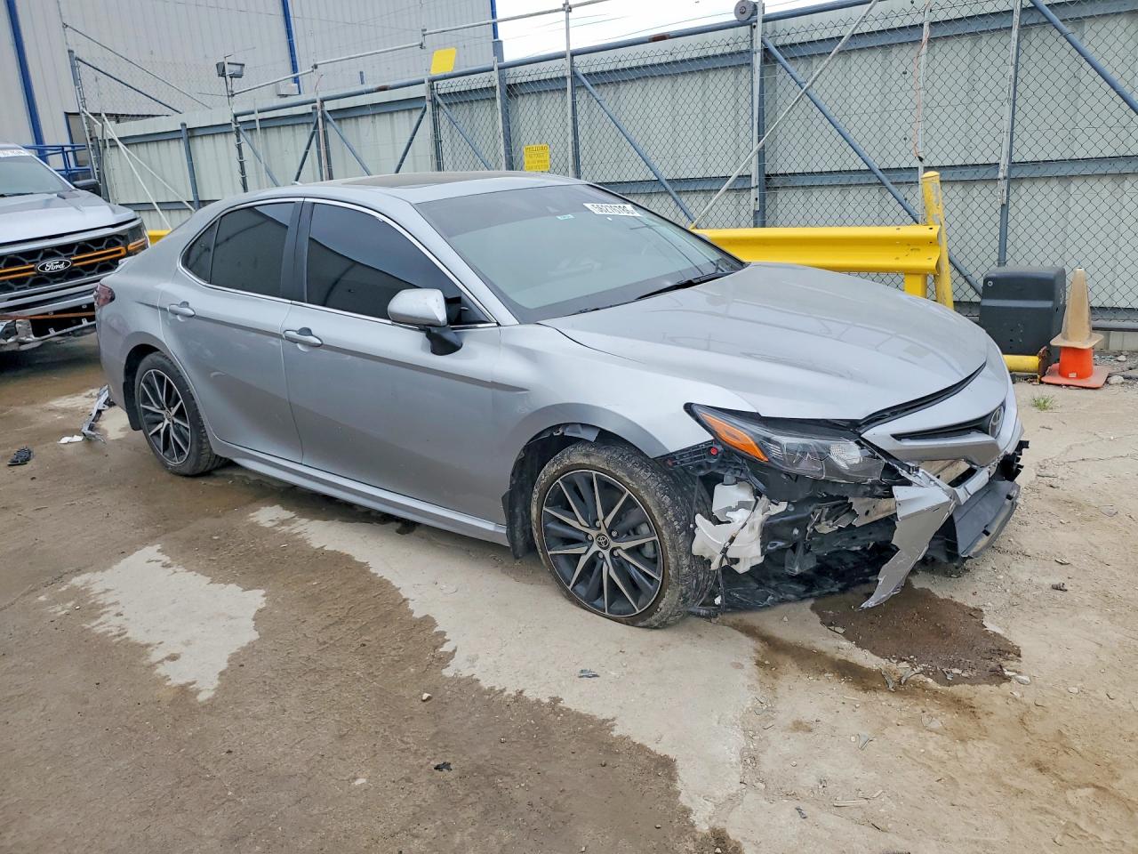 2024 TOYOTA CAMRY SE — снимка 4
