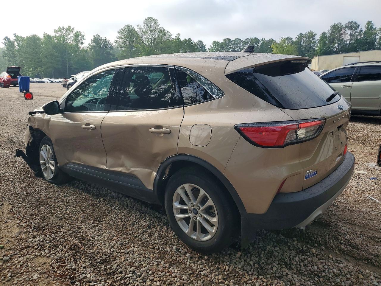 2020 FORD ESCAPE SE — снимка 2