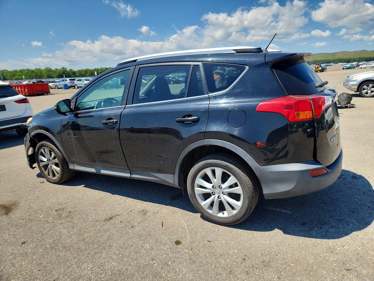 2015 TOYOTA RAV4 LIMITED — снимка 2