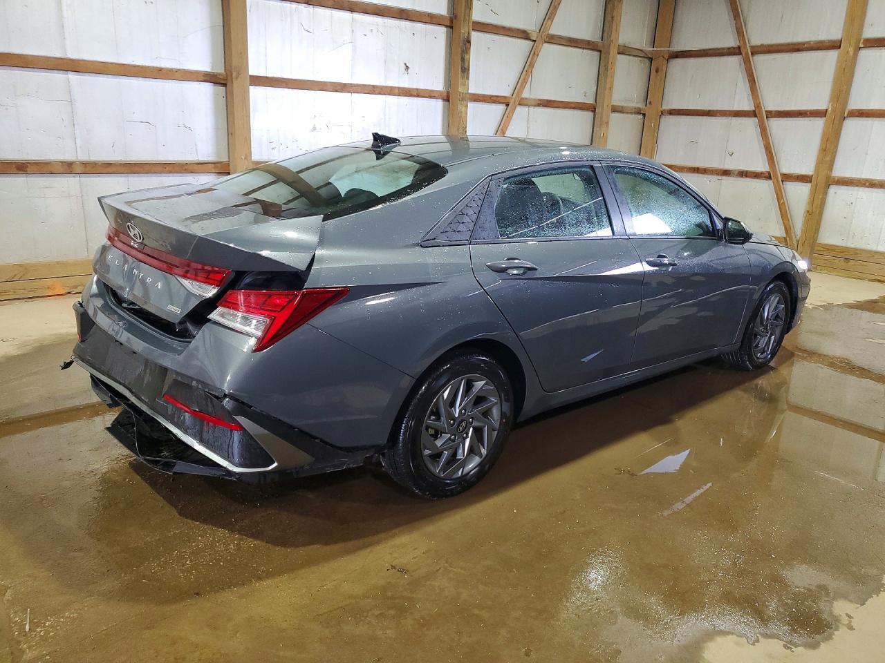 2026 HYUNDAI ELANTRA HYBRID BLUE — снимка 3