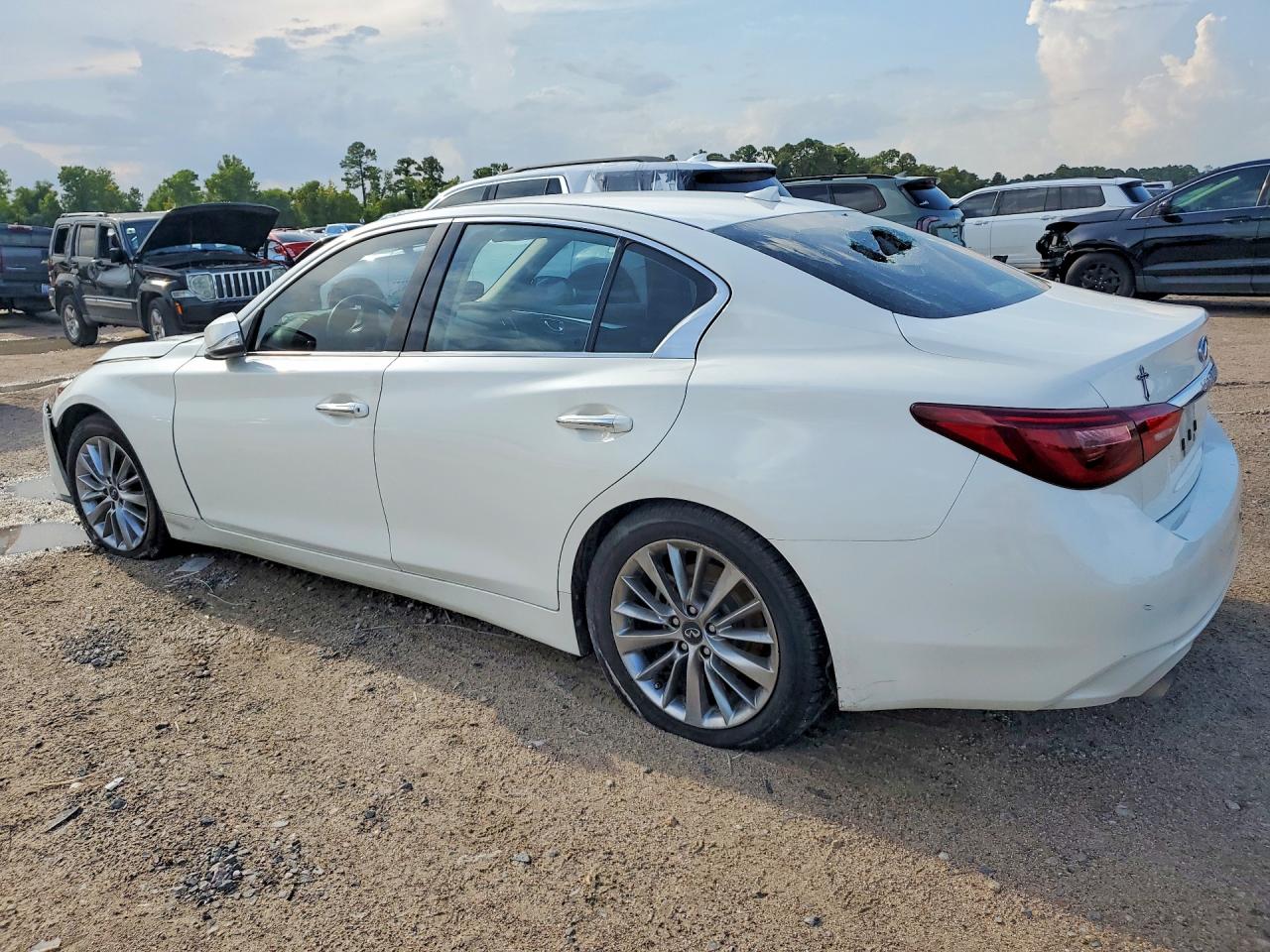 2019 INFINITI Q50 3.0T LUXE — снимка 2