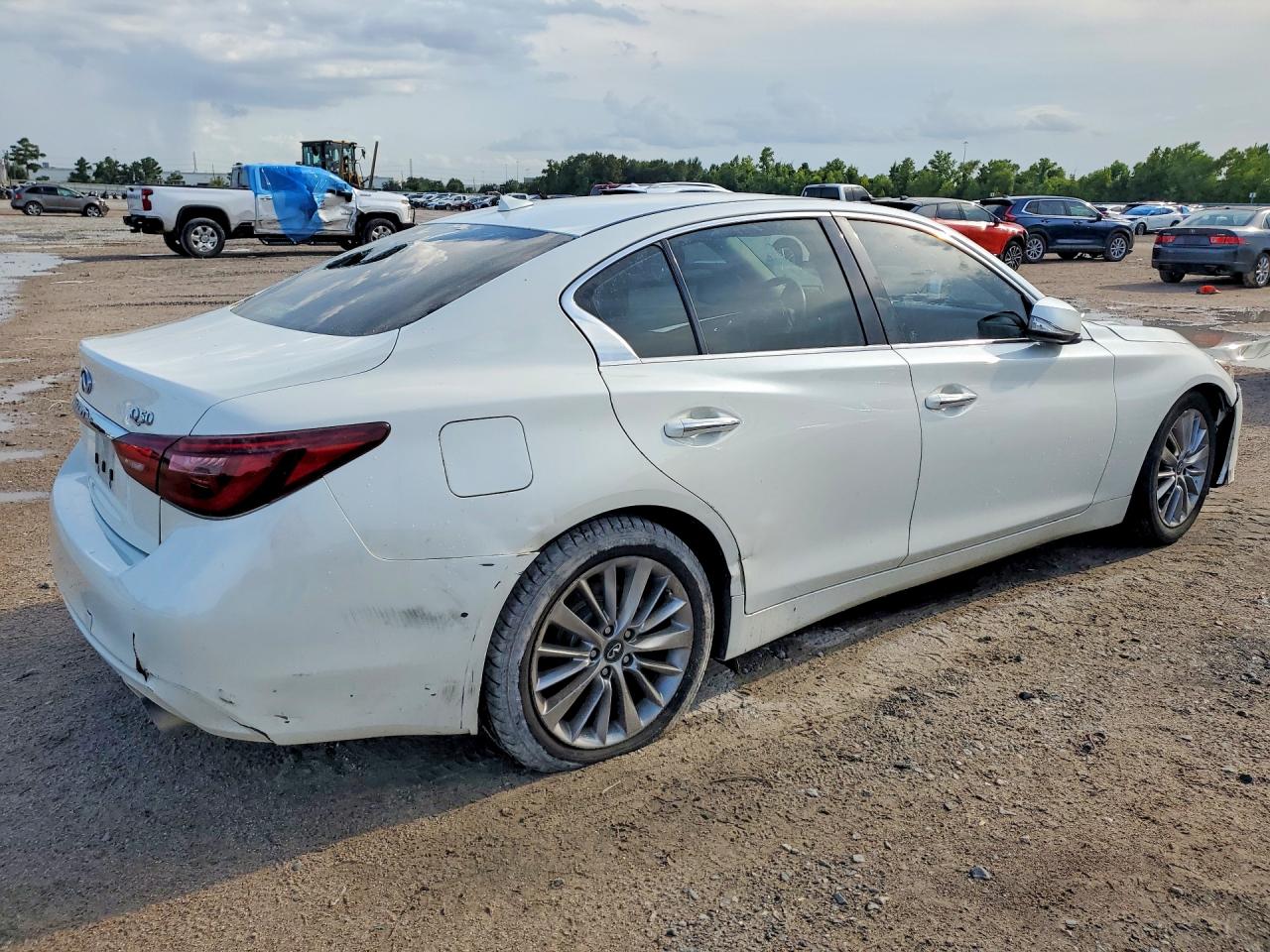 2019 INFINITI Q50 3.0T LUXE — снимка 3