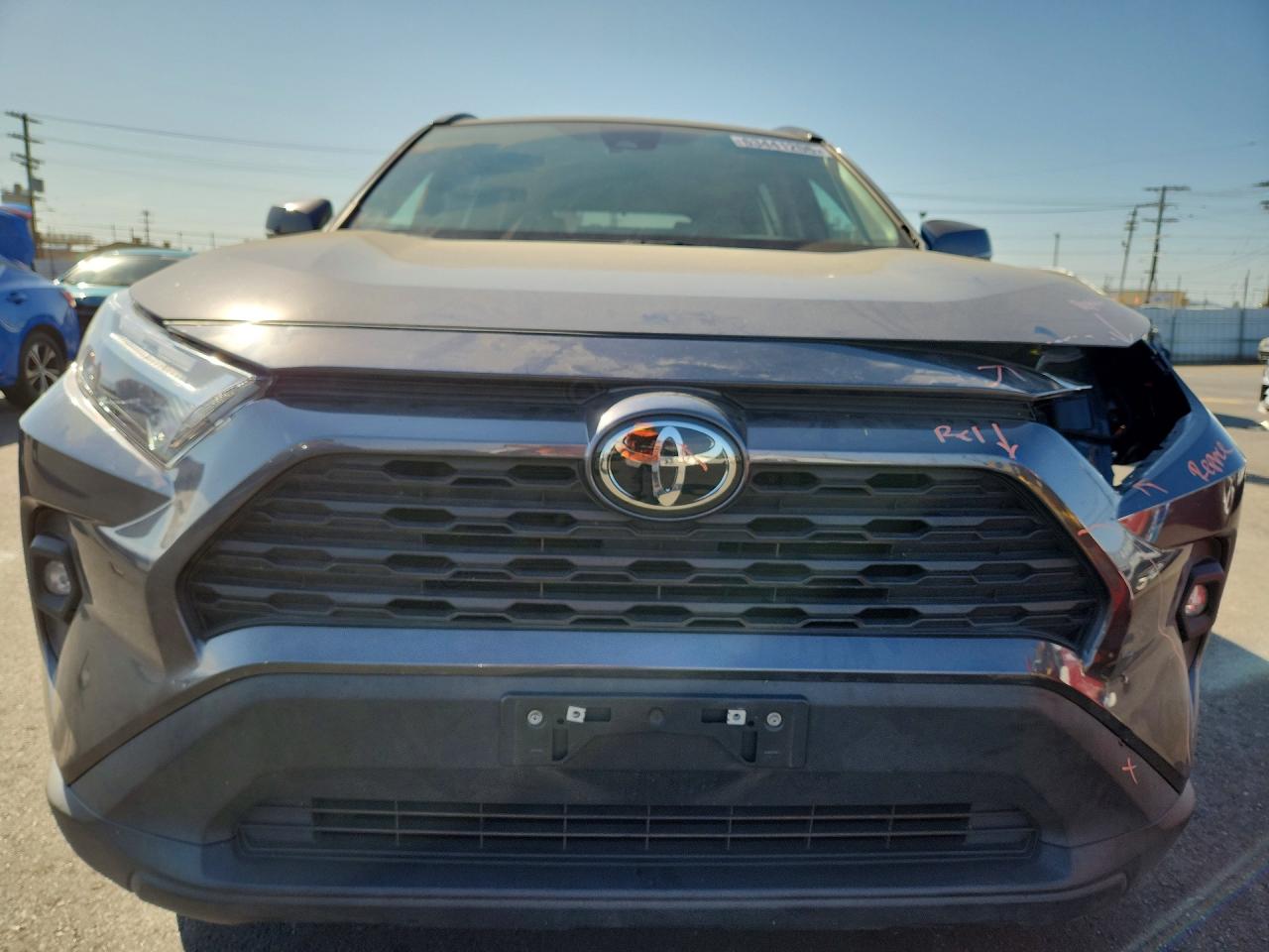 2022 TOYOTA RAV4 XLE PREMIUM — снимка 5