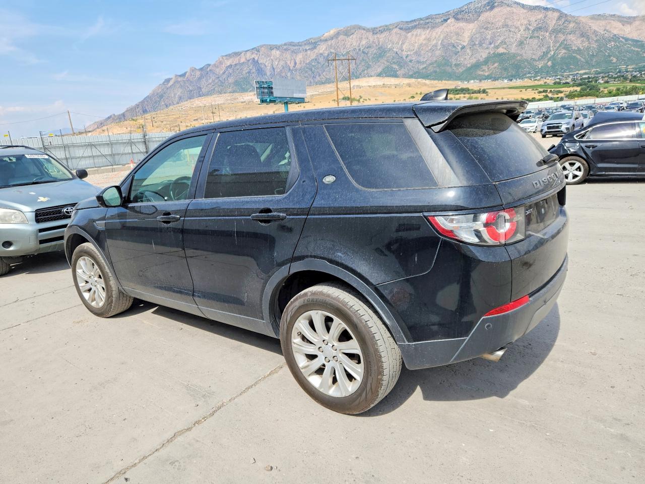 2019 LAND ROVER DISCOVERY SPORT SE — снимка 2