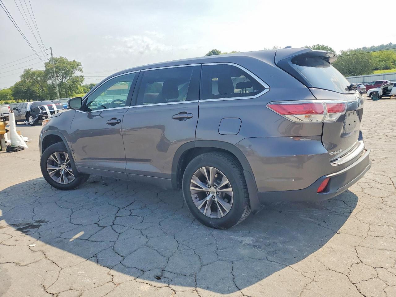 2015 TOYOTA HIGHLANDER LE PLUS — снимка 2