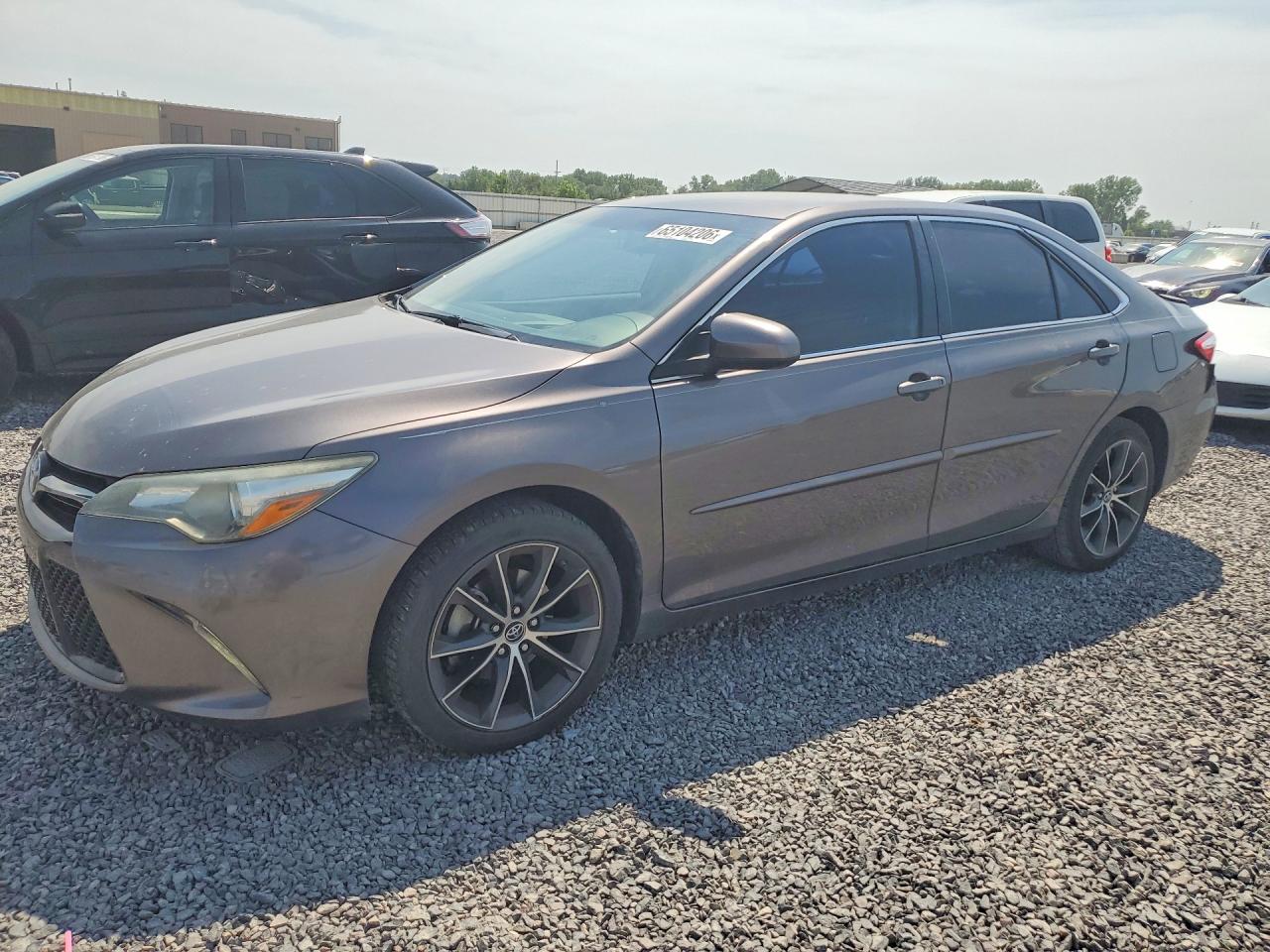 2015 TOYOTA CAMRY XSE