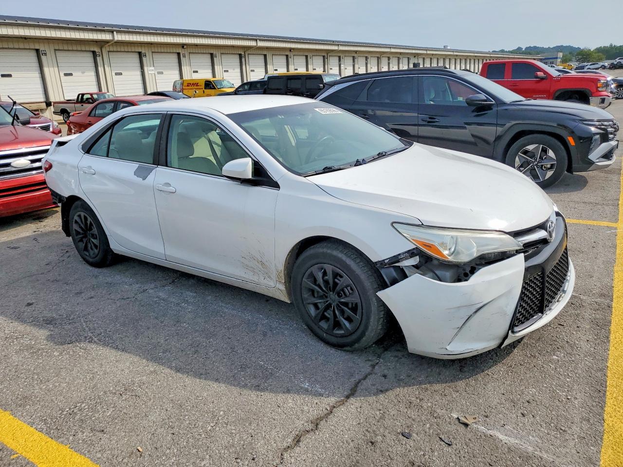 2015 TOYOTA CAMRY LE — снимка 4