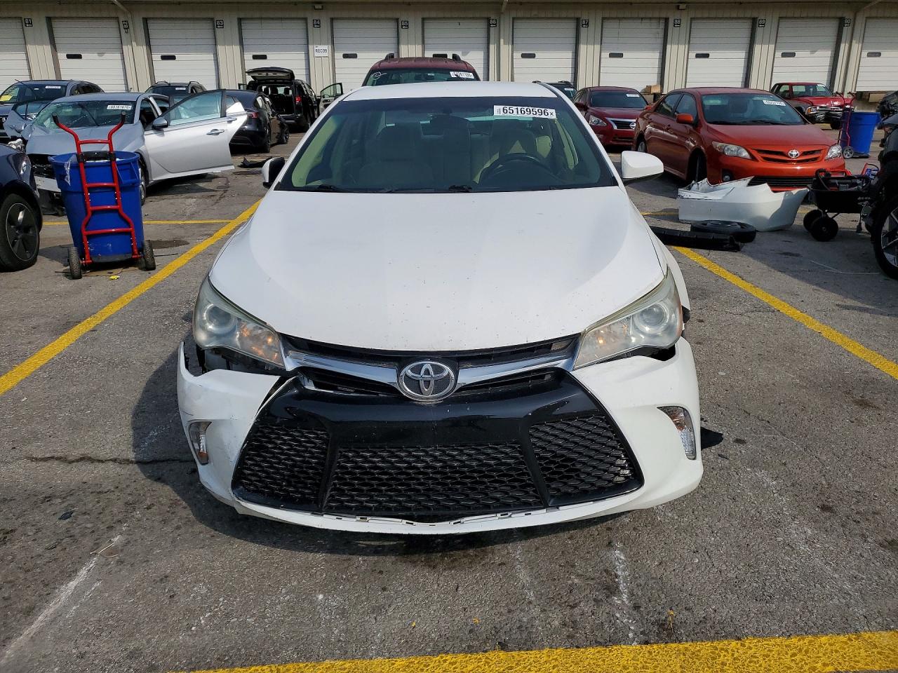 2015 TOYOTA CAMRY LE — снимка 5