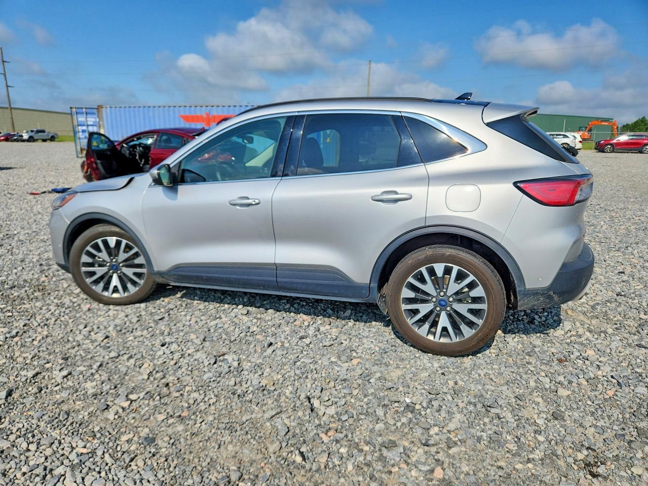2020 FORD ESCAPE TITANIUM — снимка 2
