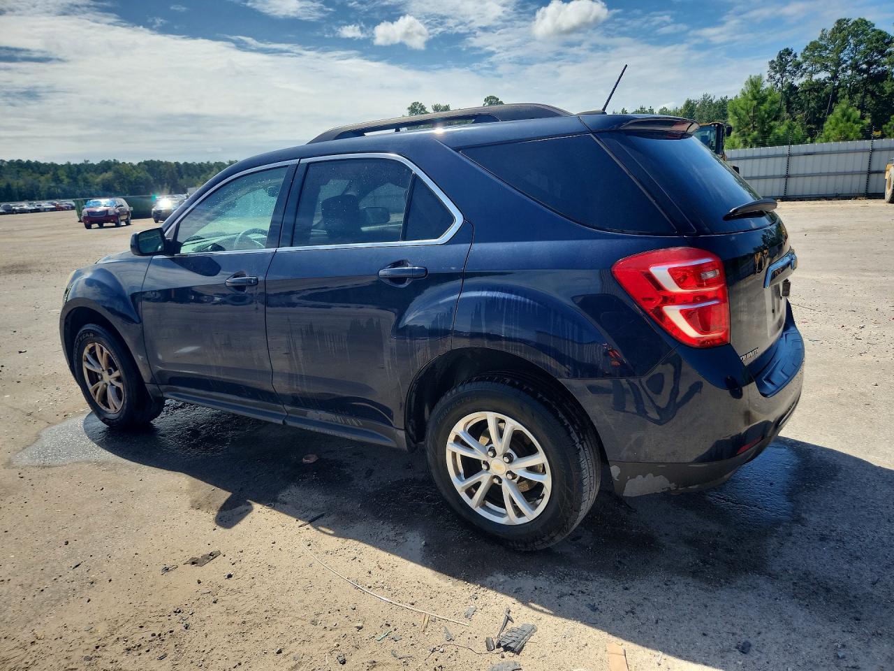 2017 CHEVROLET EQUINOX LT — снимка 2