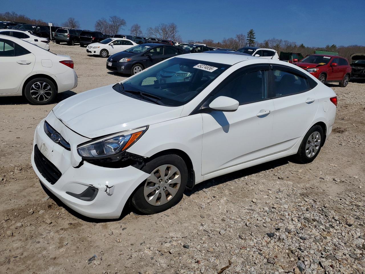 2016 HYUNDAI ACCENT SE