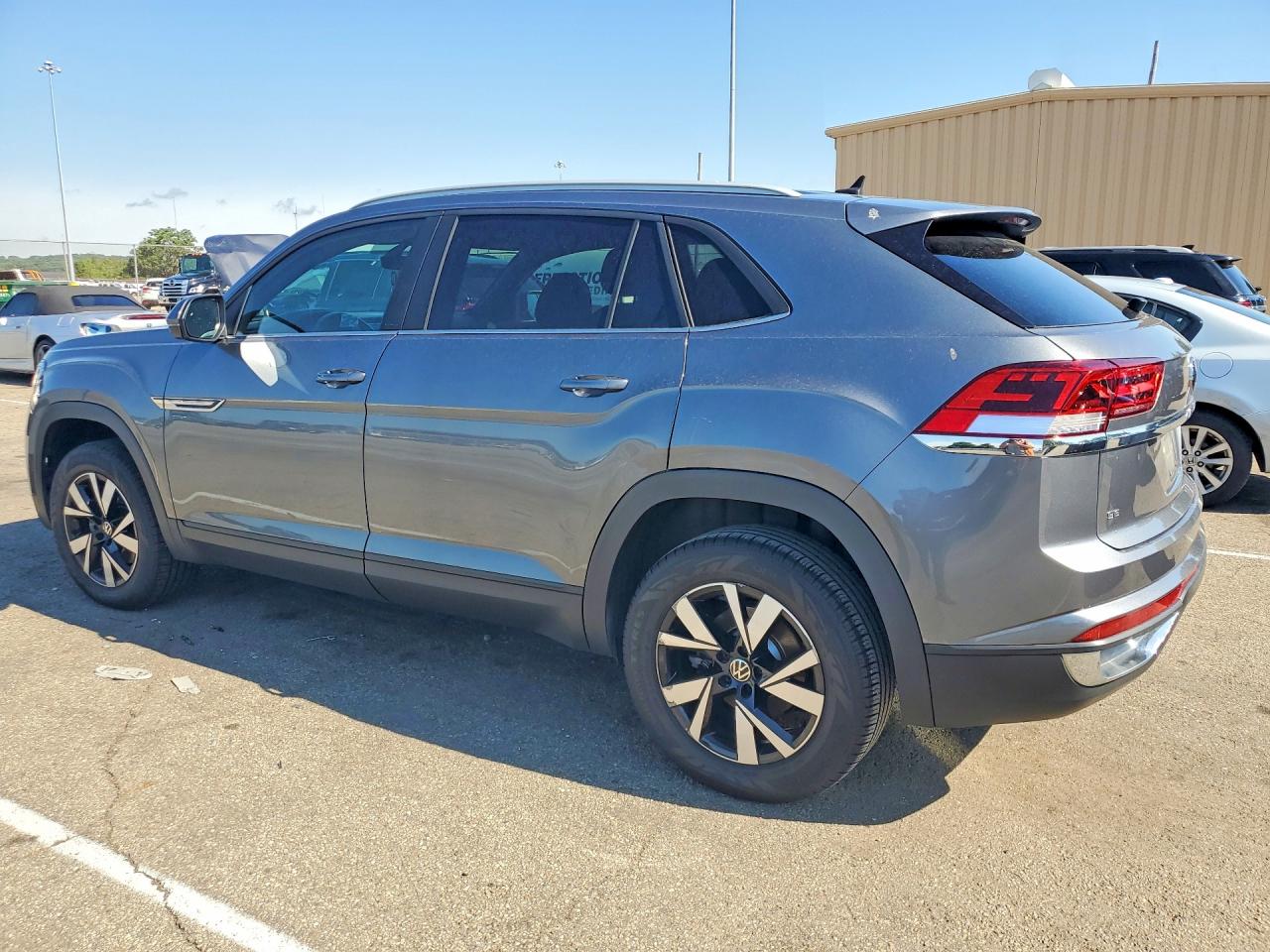 2021 VOLKSWAGEN ATLAS CROSS SPORT SE — снимка 2