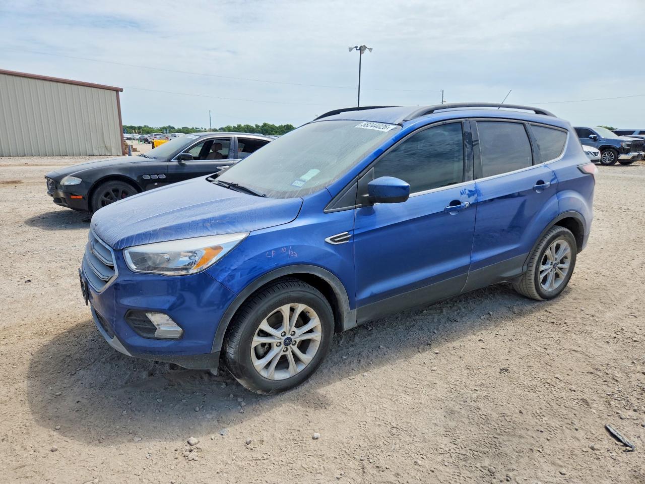 2018 FORD ESCAPE SE