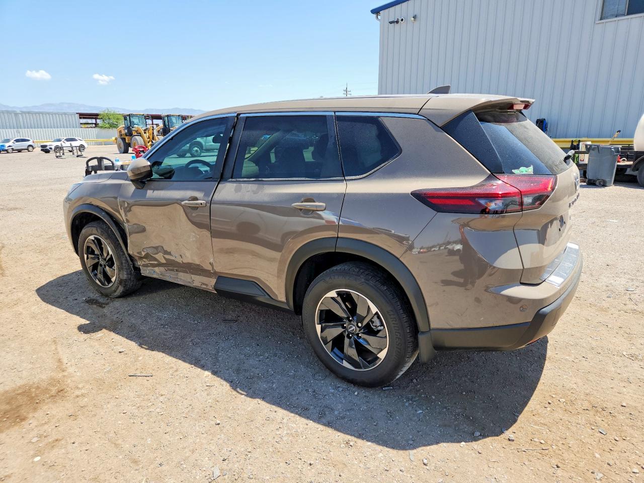 2025 NISSAN ROGUE SV — снимка 2