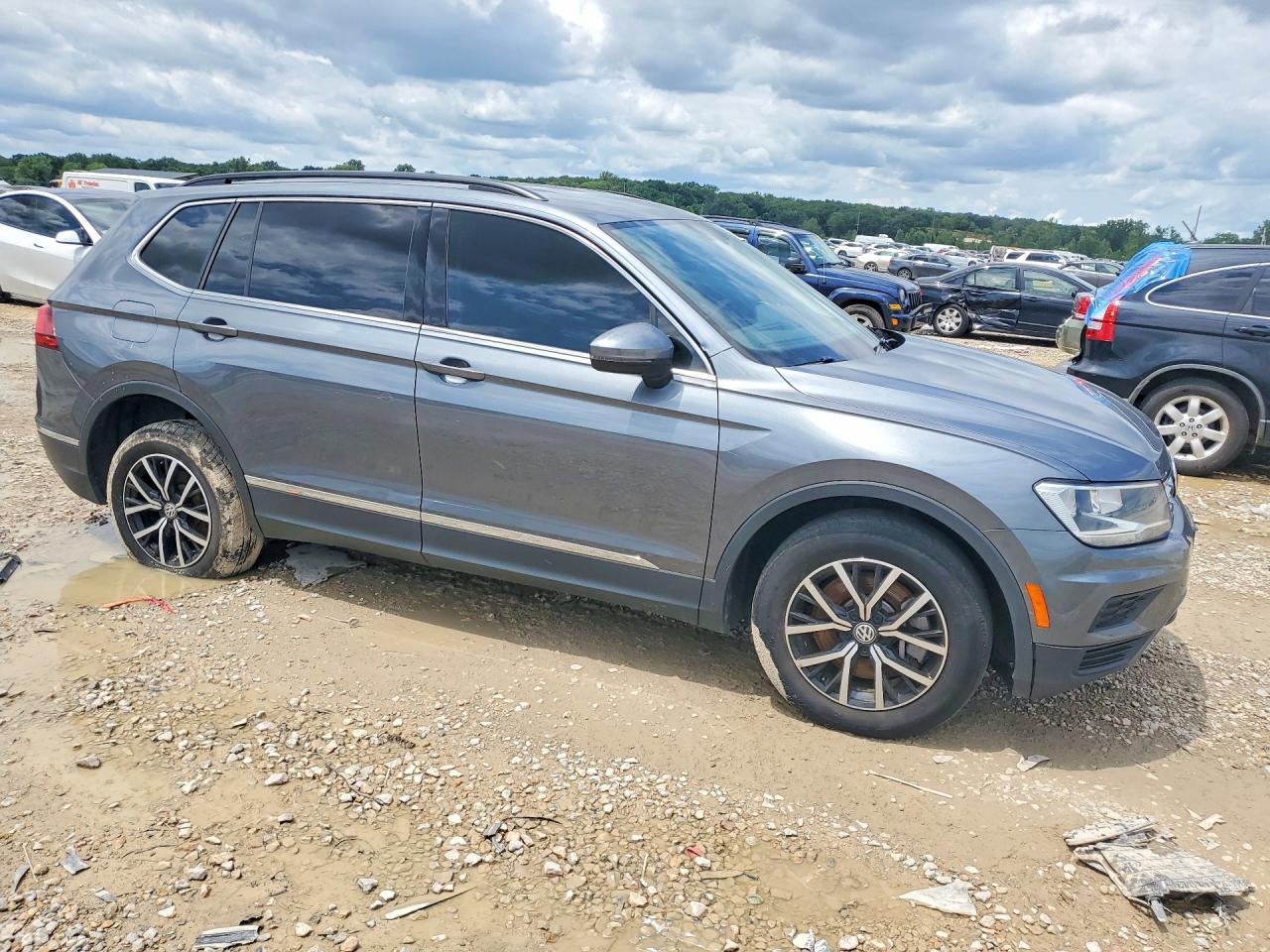 2021 VOLKSWAGEN TIGUAN — снимка 4