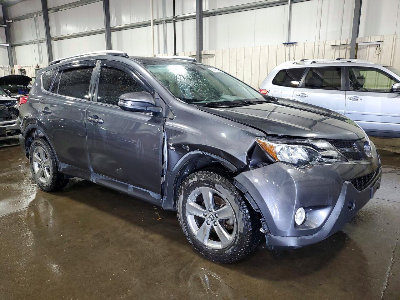2015 TOYOTA RAV4 XLE — снимка 4