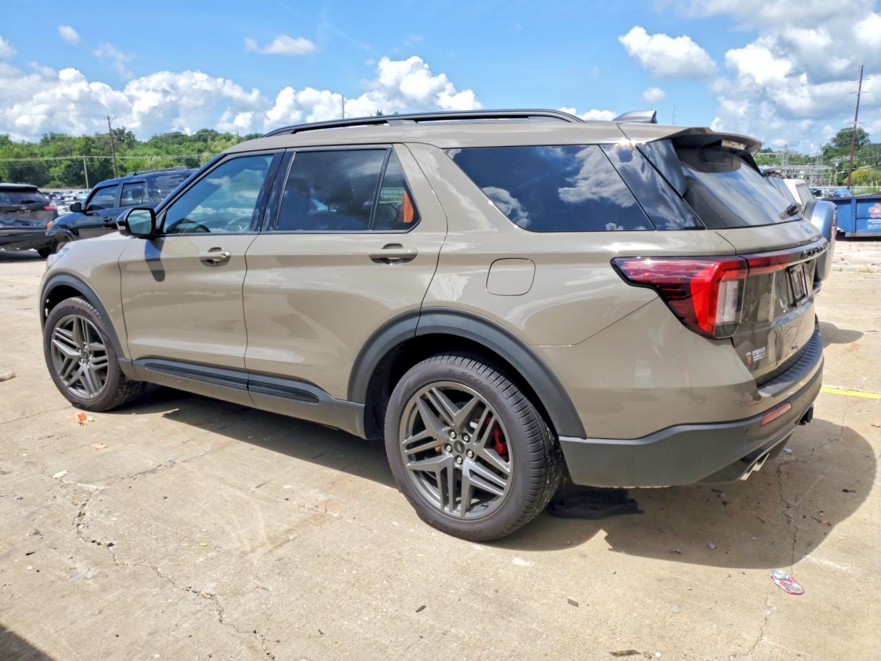 2026 FORD EXPLORER ST — снимка 2