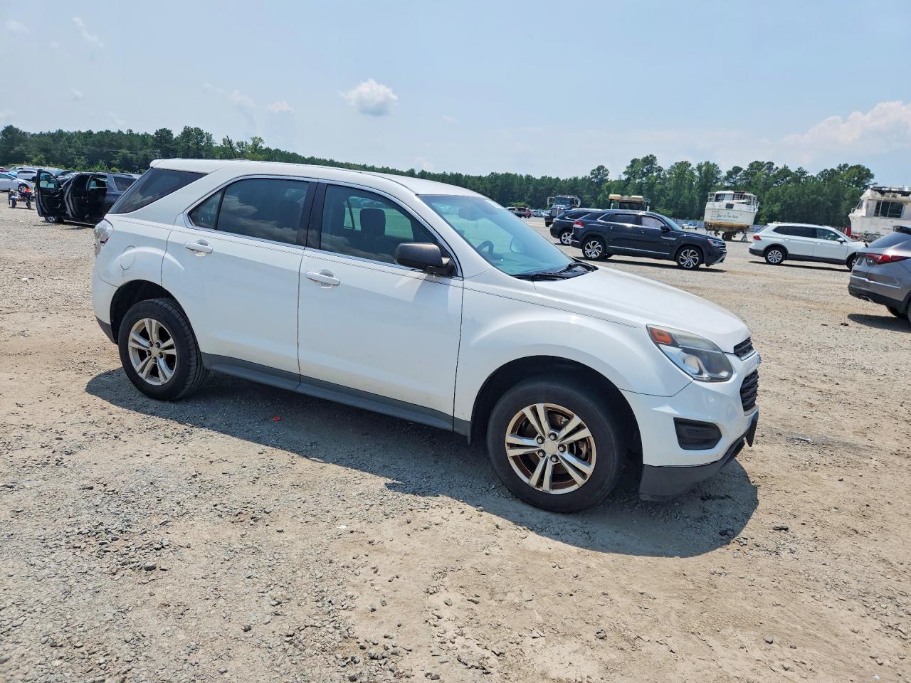 2016 CHEVROLET EQUINOX LS — снимка 4