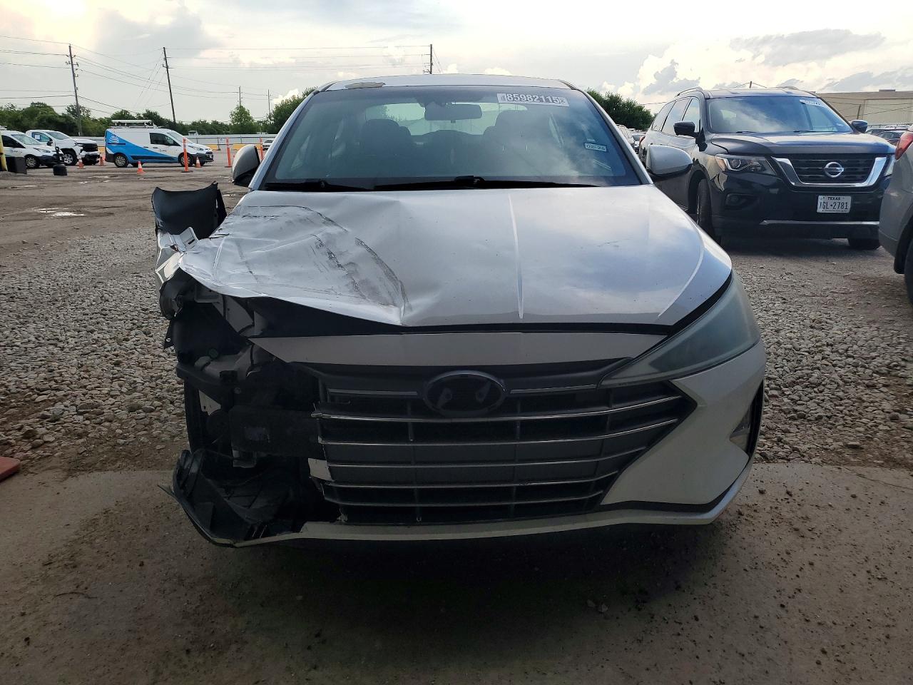 2020 HYUNDAI ELANTRA SEL — снимка 5