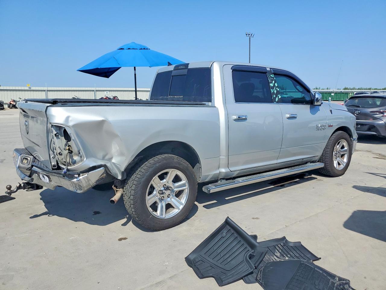 2017 RAM 1500 SLT — снимка 3