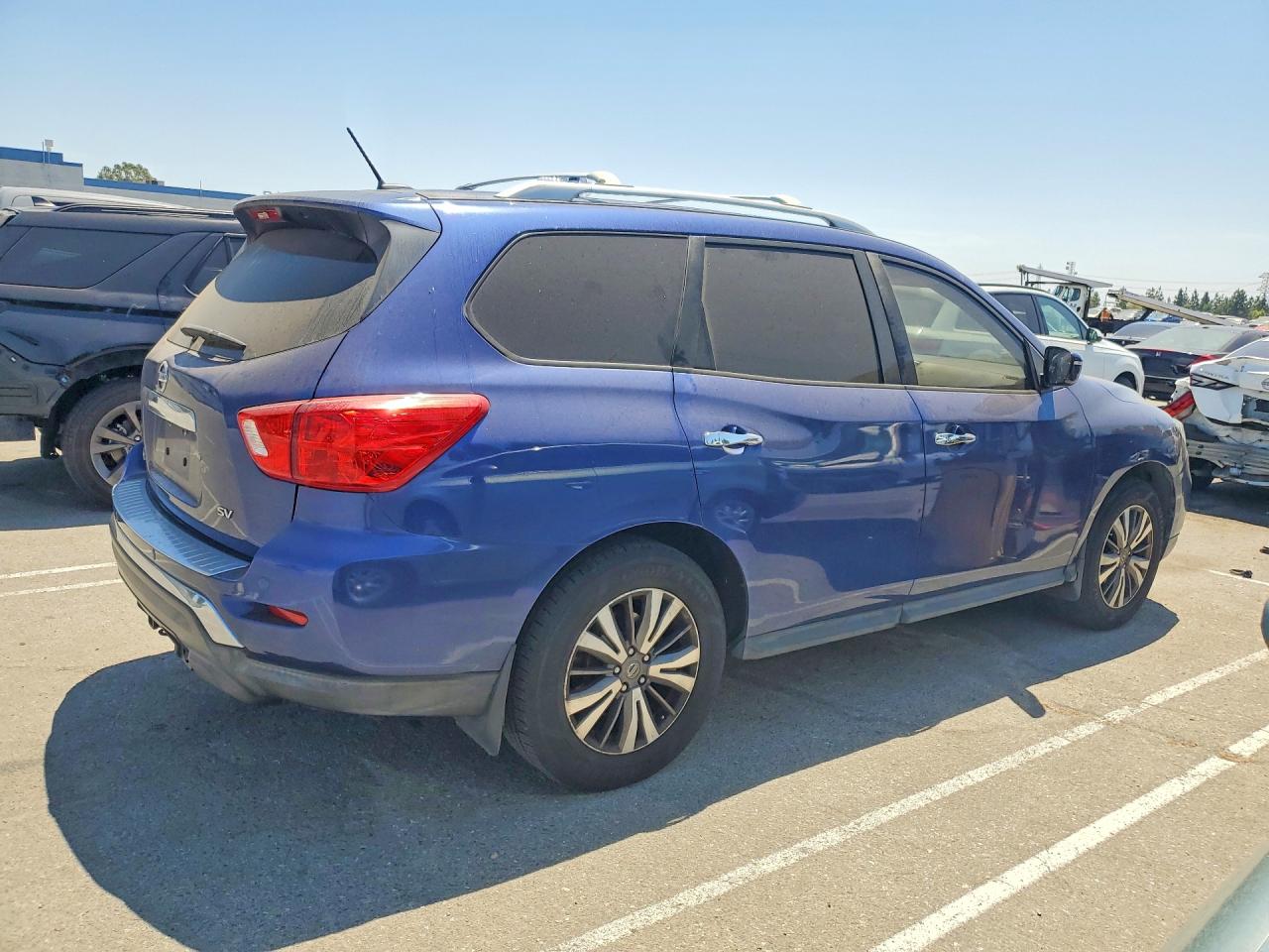 2017 NISSAN PATHFINDER SV — снимка 3