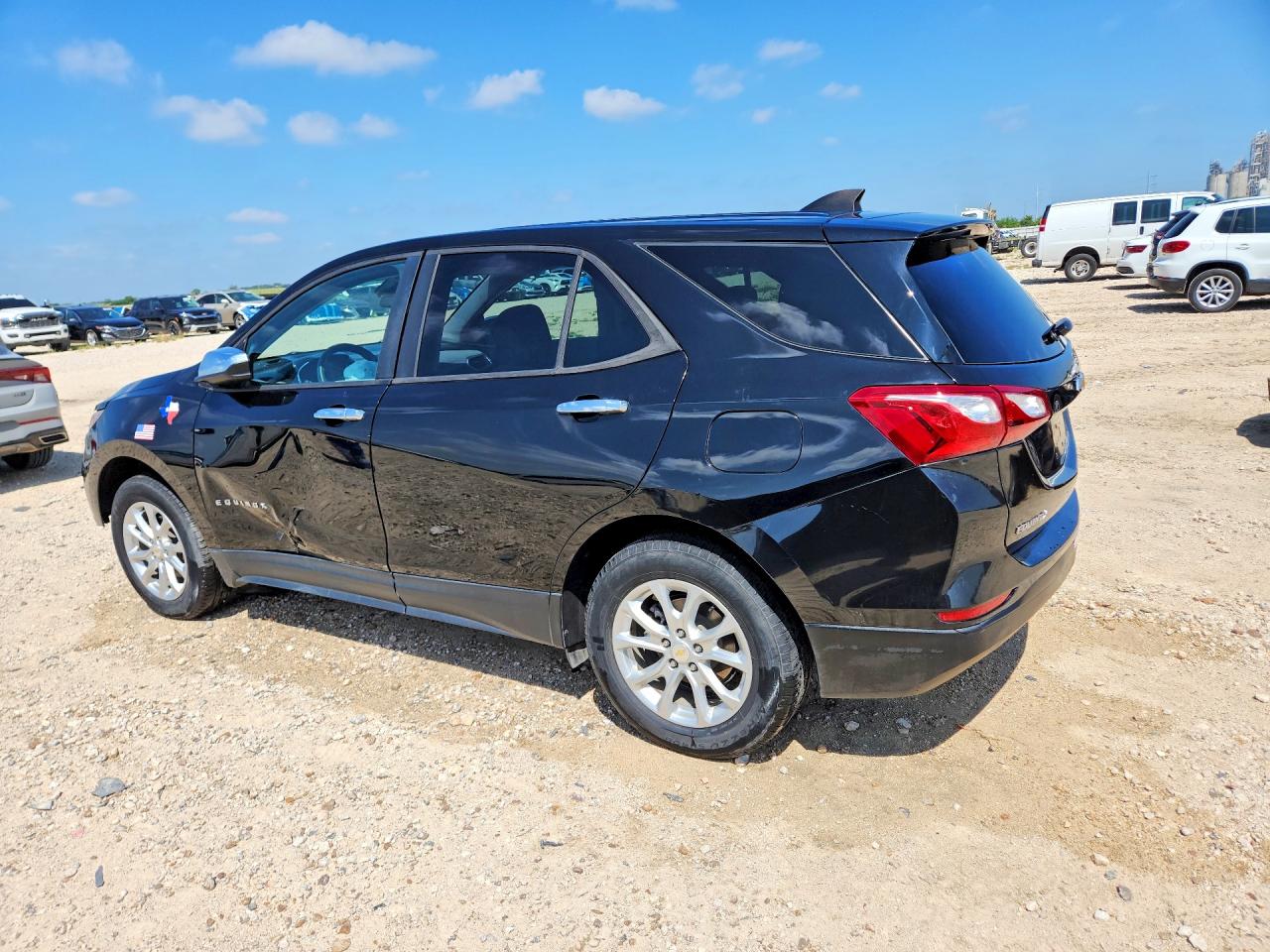 2020 CHEVROLET EQUINOX LS — снимка 2
