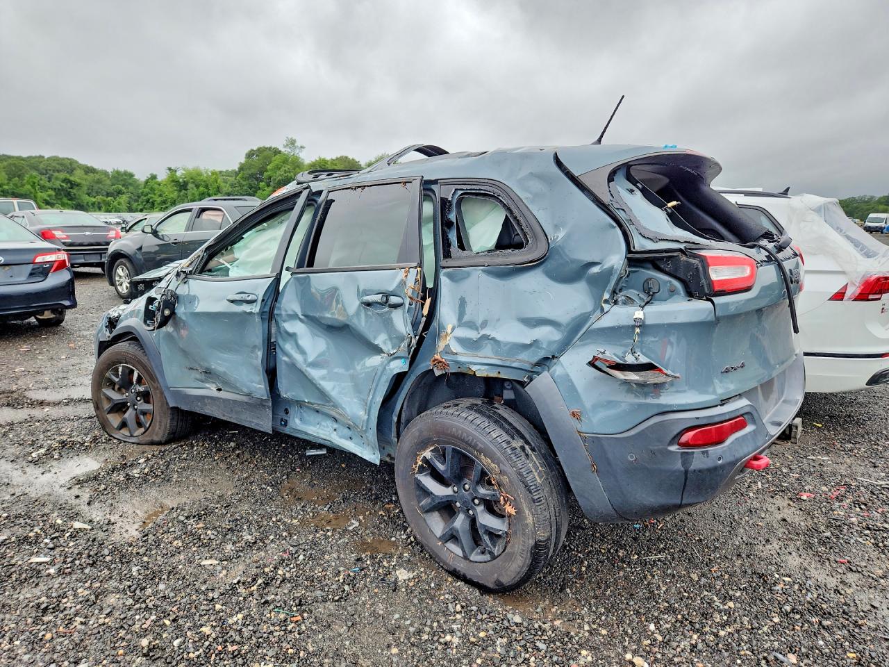 2015 JEEP CHEROKEE TRAILHAWK — снимка 2