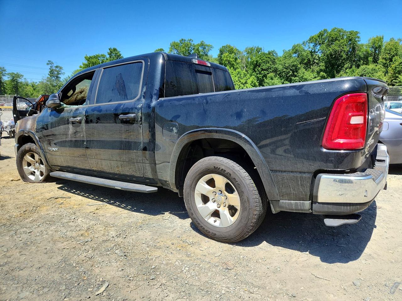 2025 RAM 1500 BIG HORN — снимка 2