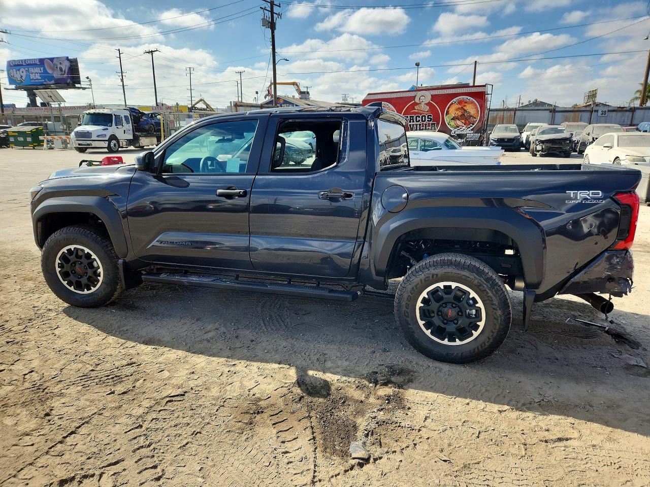 2026 TOYOTA TACOMA TRD OFF-ROAD — снимка 2