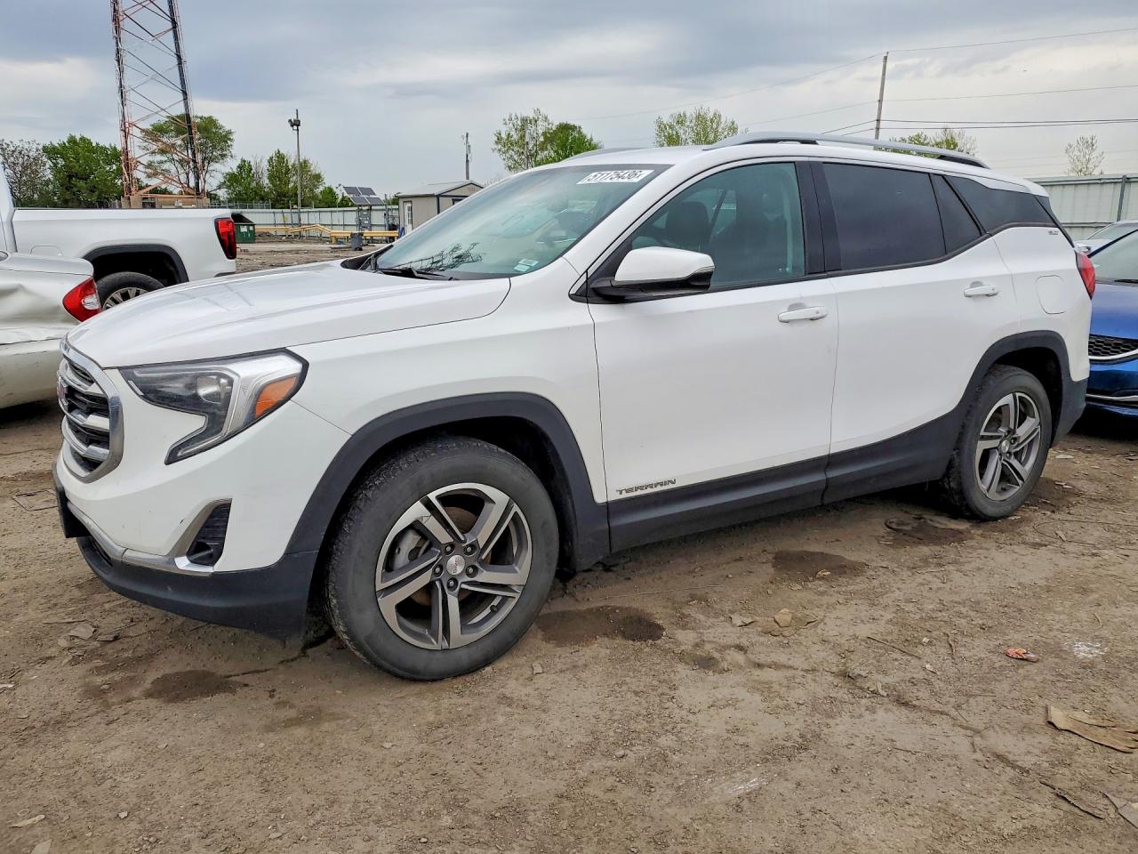 2021 GMC TERRAIN SLT
