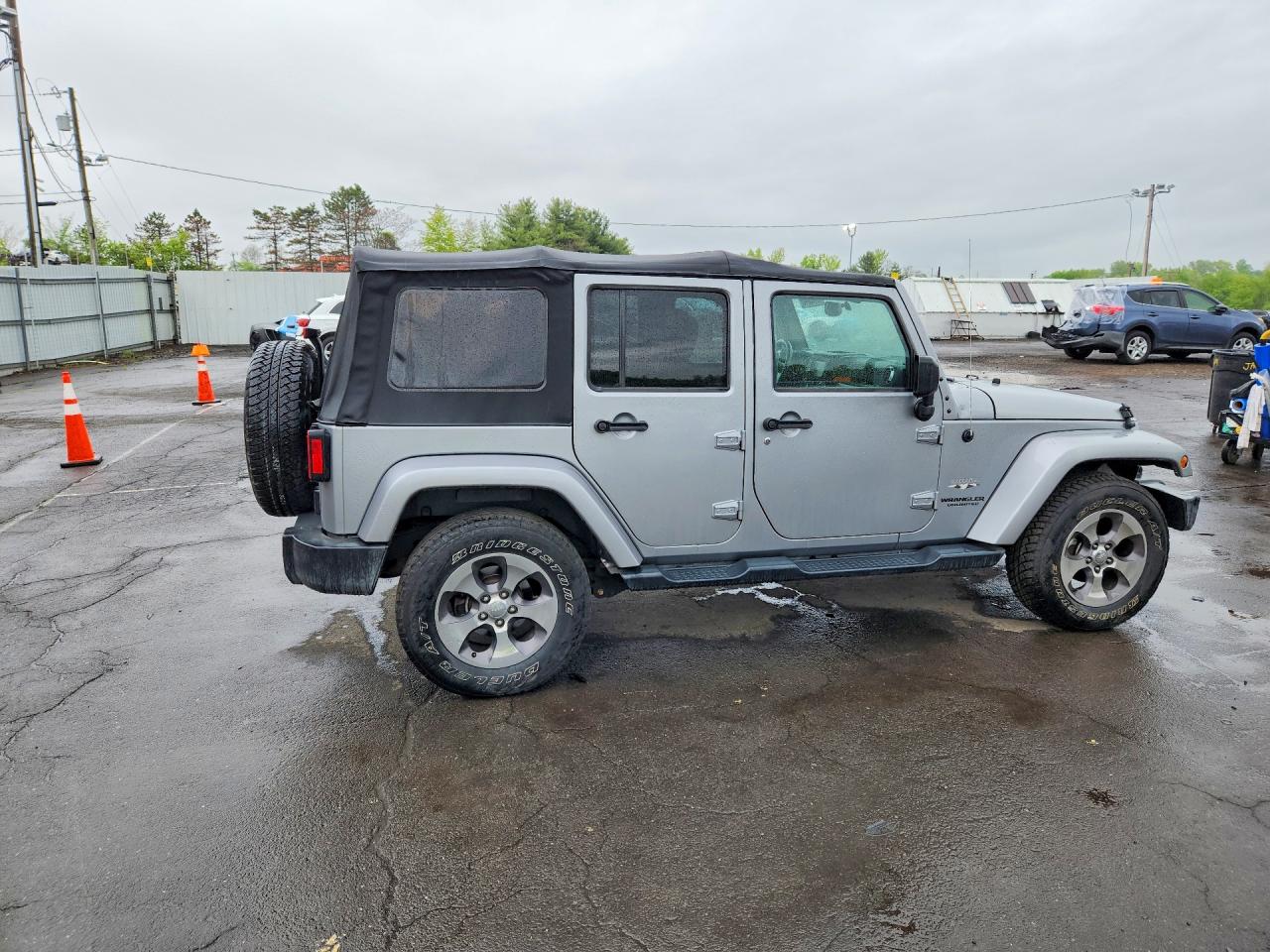 2016 JEEP WRANGLER UNLIMITED SAHARA — снимка 3