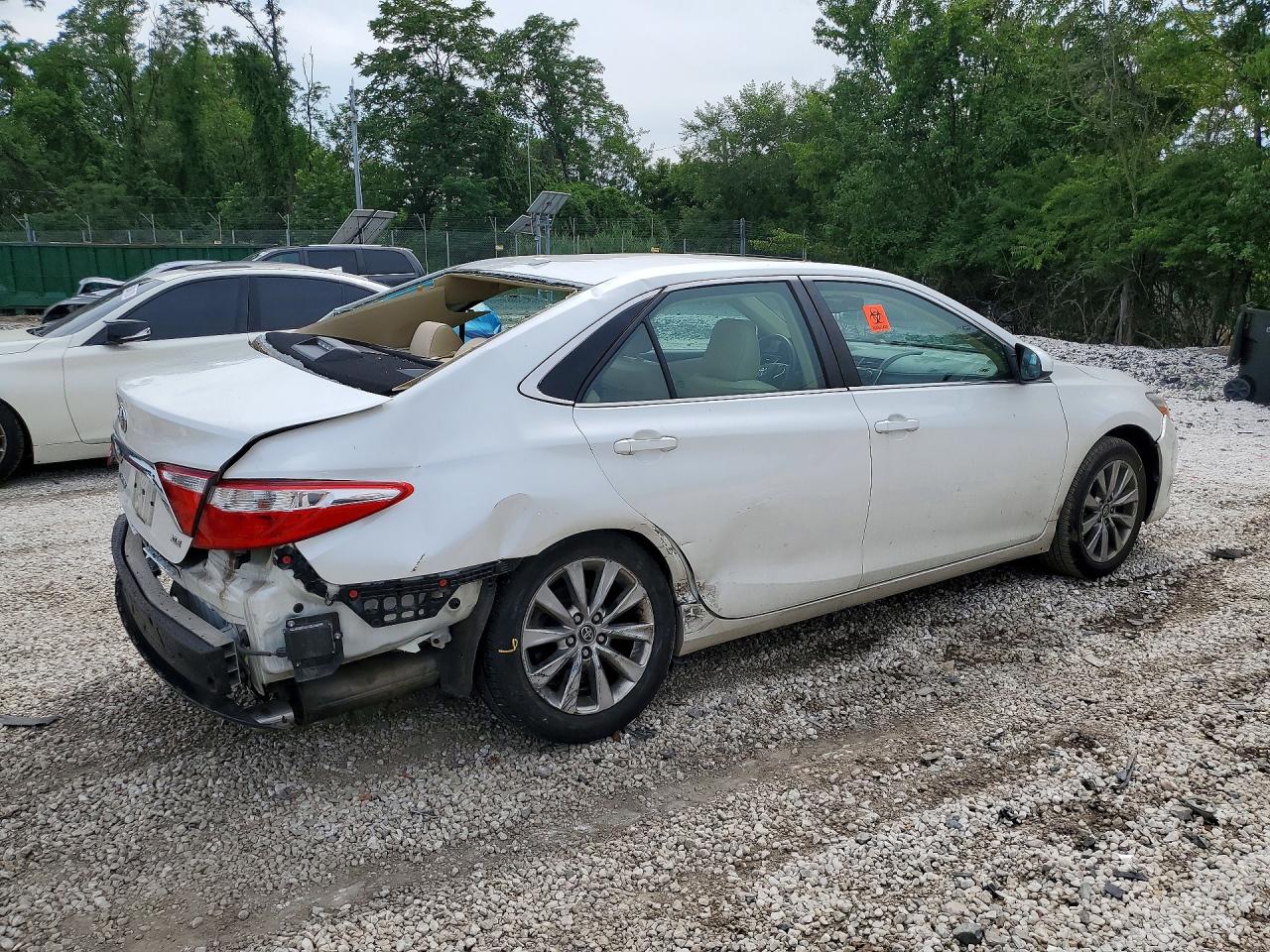 2017 TOYOTA CAMRY XLE — снимка 3