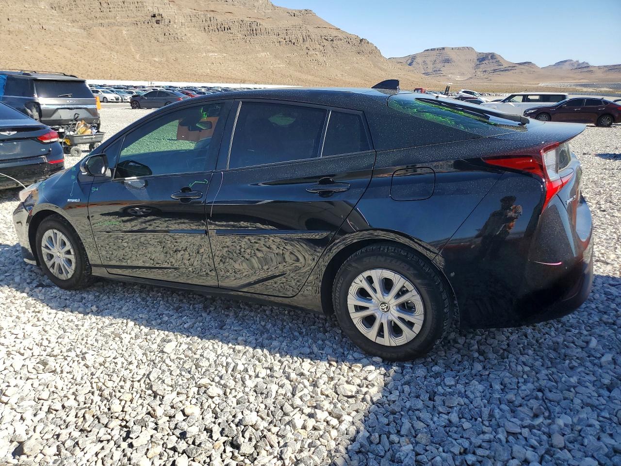2022 TOYOTA PRIUS L ECO — снимка 2