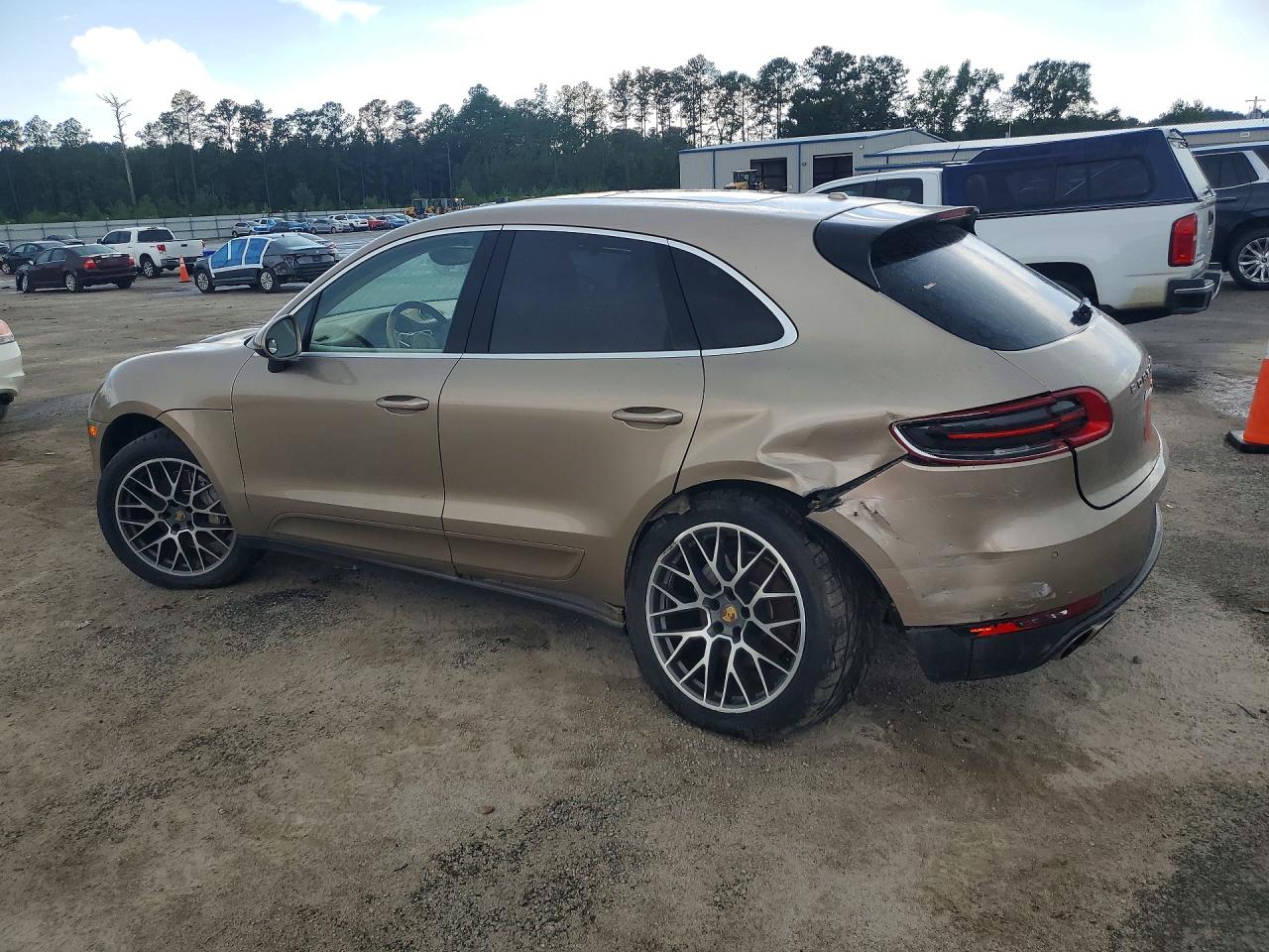 2016 PORSCHE MACAN S — снимка 2