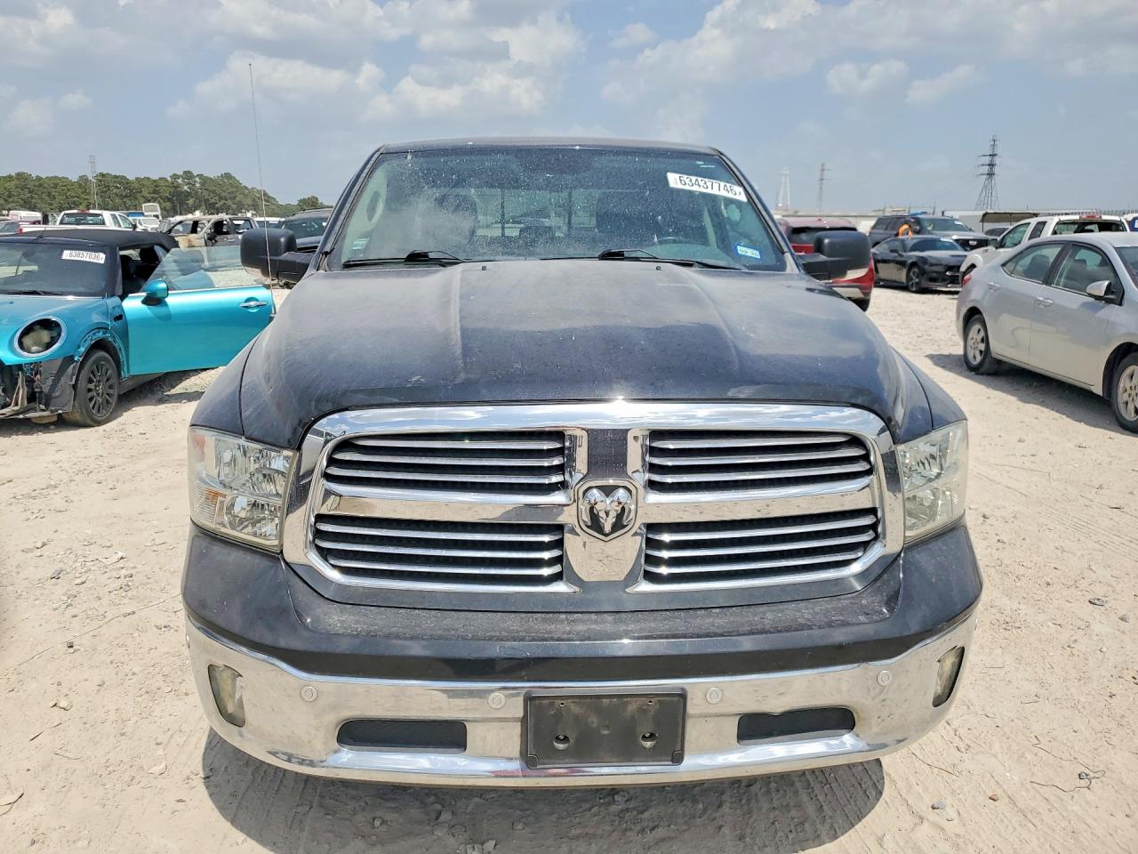 2017 RAM 1500 SLT — снимка 5