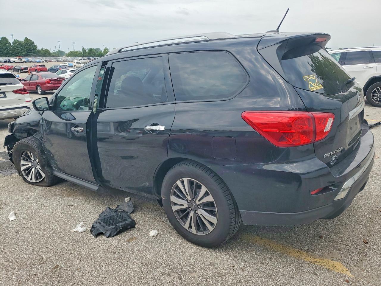2018 NISSAN PATHFINDER S — снимка 2