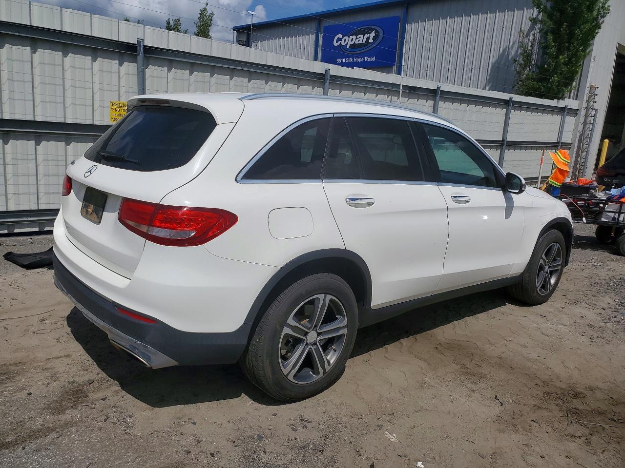 2017 MERCEDES-BENZ GLC 300 — снимка 3