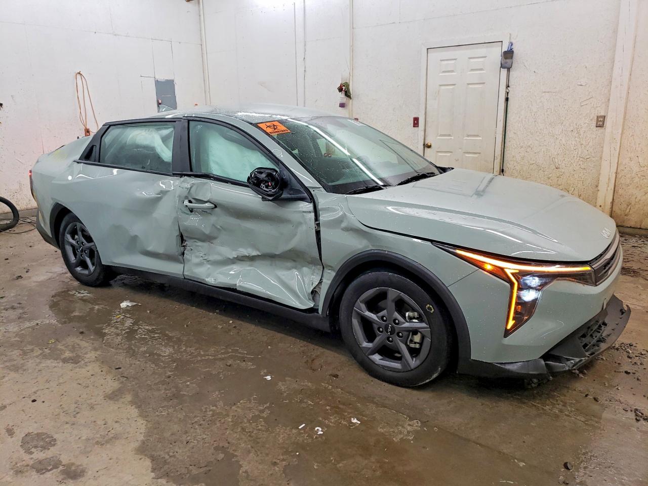 2025 KIA K4 LXS — снимка 4