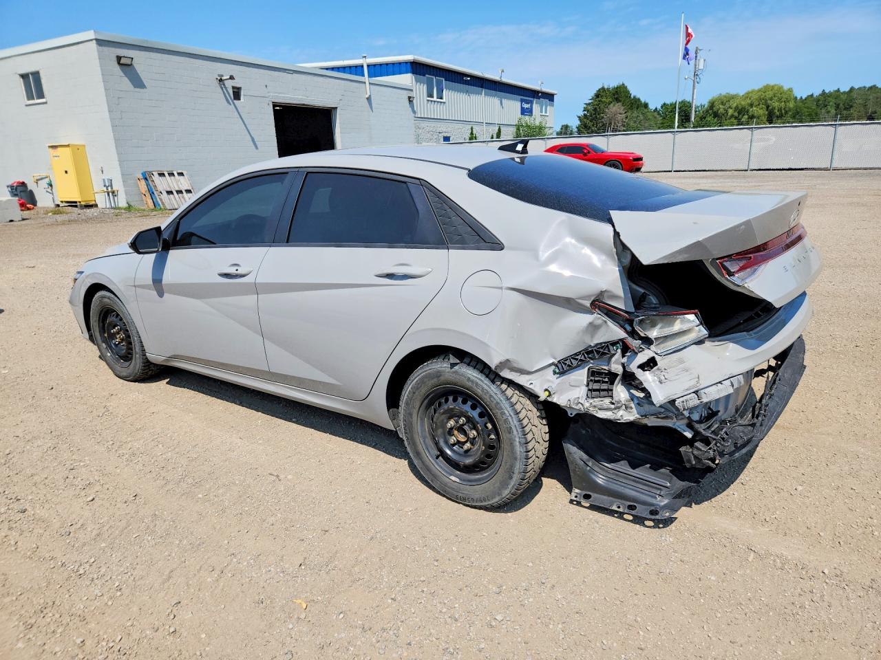 2025 HYUNDAI ELANTRA SEL SPORT — снимка 2