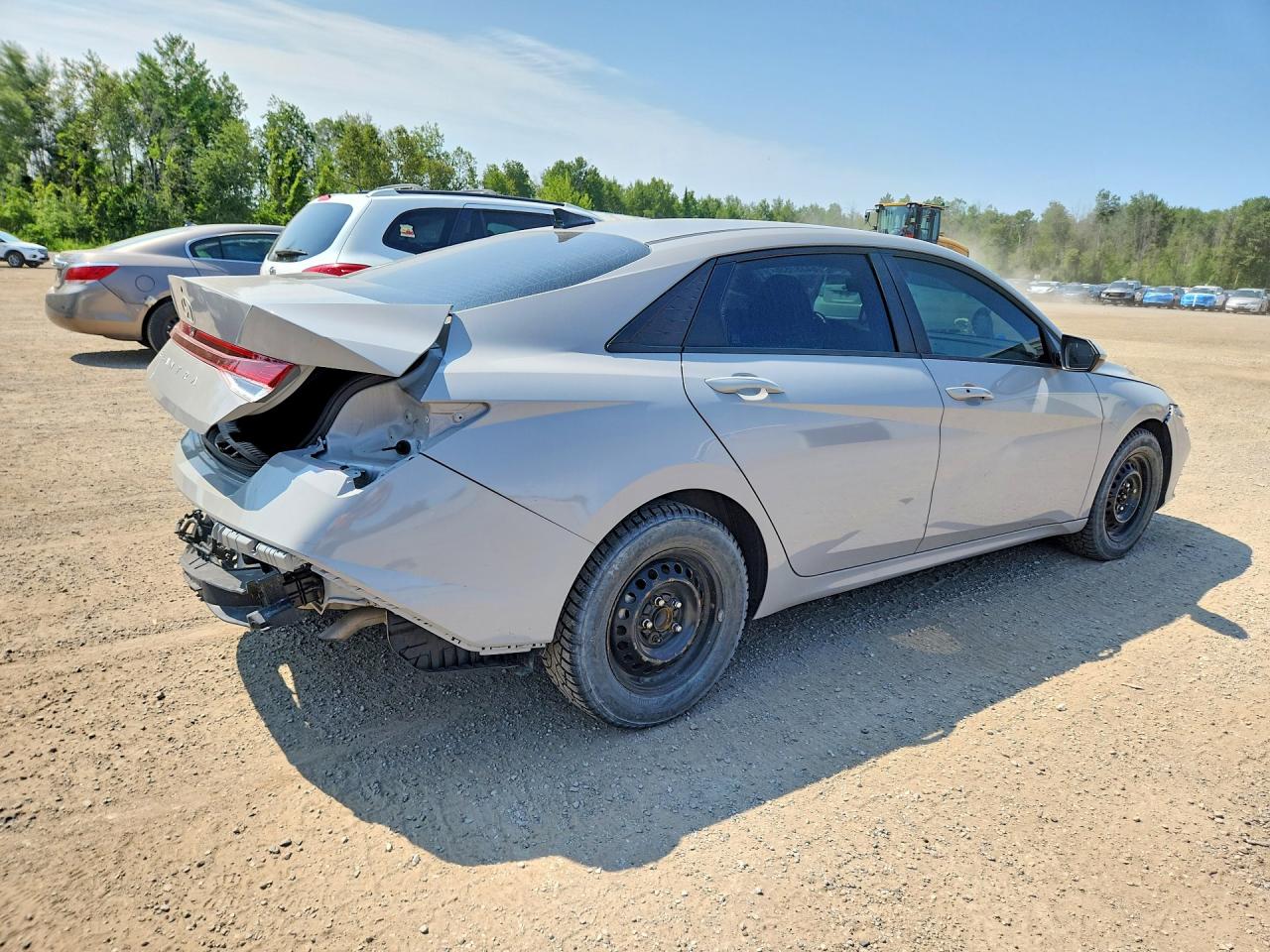 2025 HYUNDAI ELANTRA SEL SPORT — снимка 3