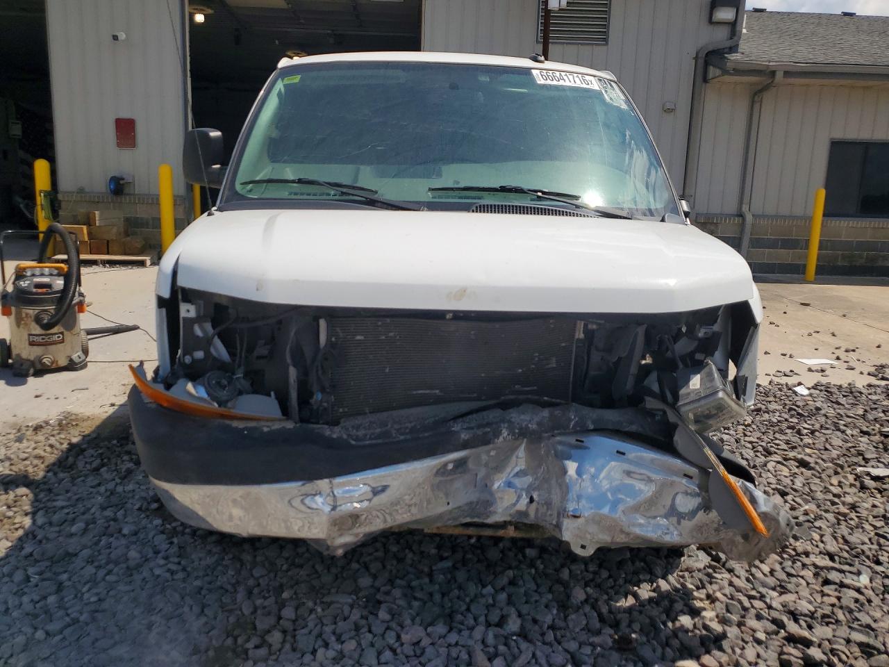 2021 GMC SAVANA G2500 — снимка 5