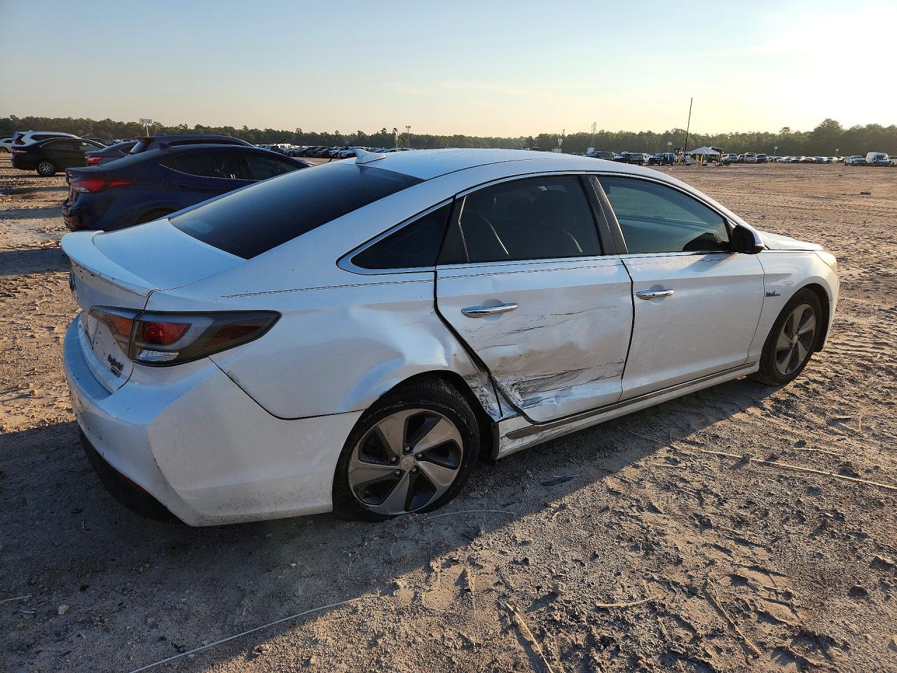 2017 HYUNDAI SONATA HYBRID LIMITED — снимка 3