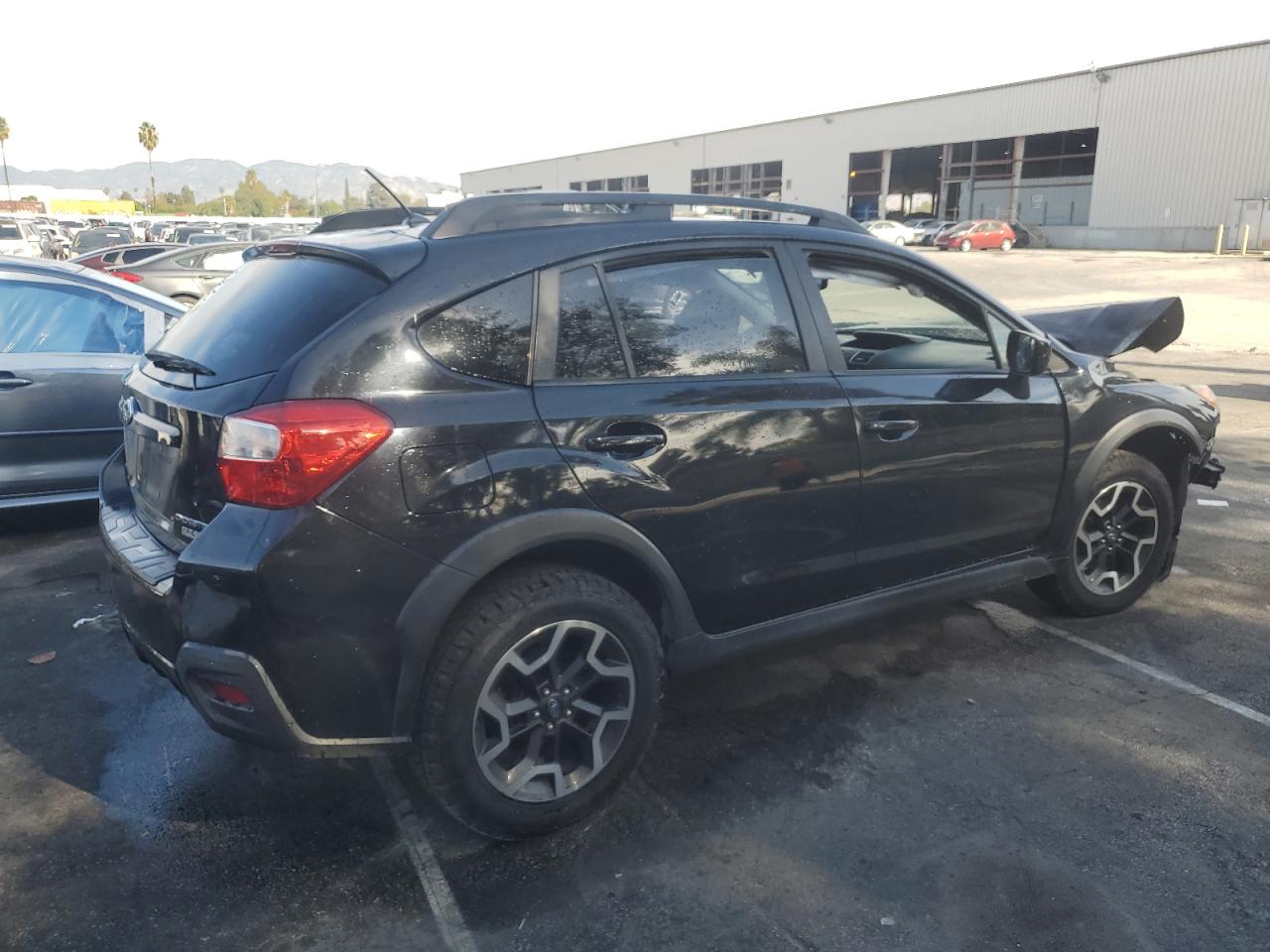 2017 SUBARU CROSSTREK PREMIUM — photo 3