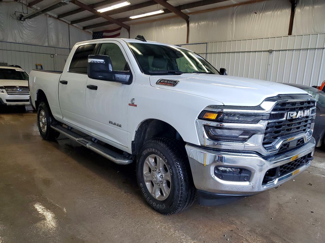 2026 RAM 2500 BIG HORN — photo 4