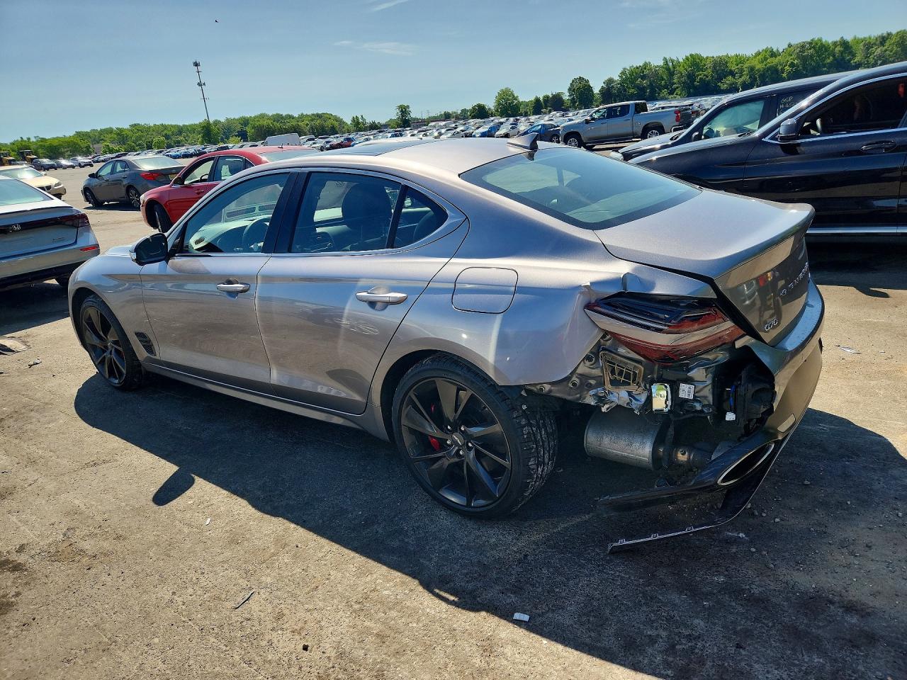 2023 GENESIS G70 3.3T STANDARD — снимка 2