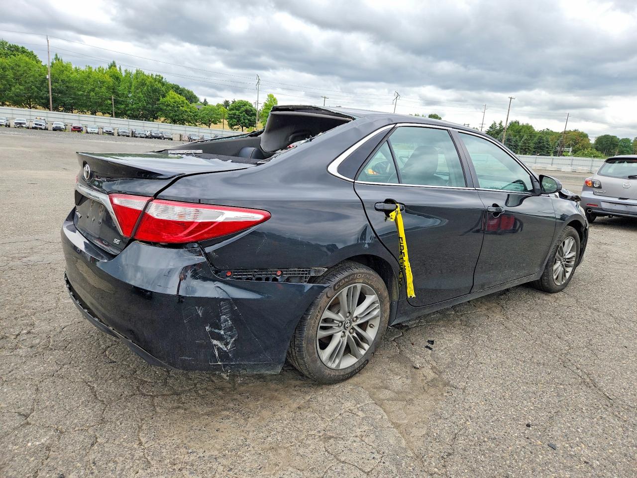2017 TOYOTA CAMRY SE — снимка 3